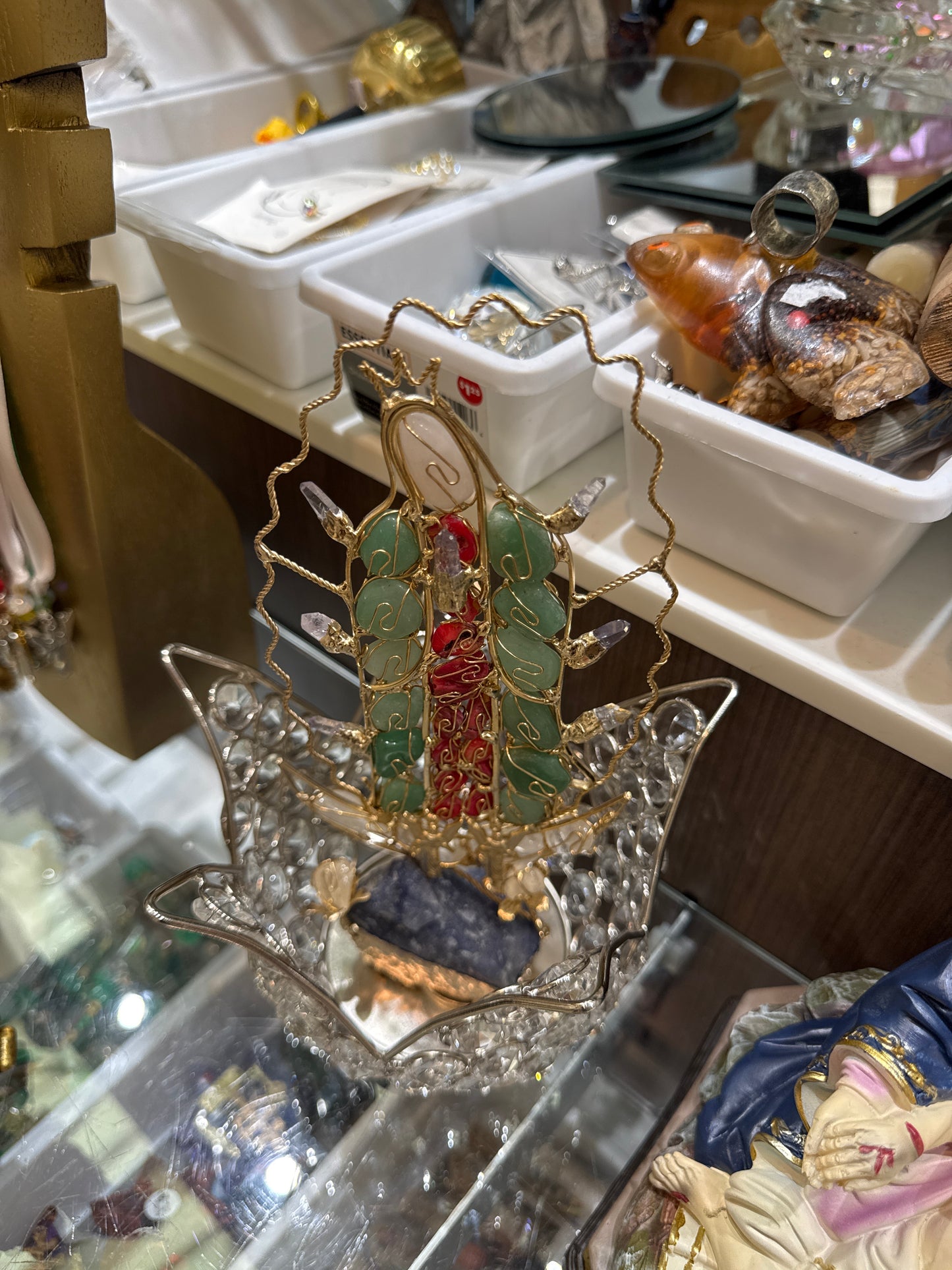 Subasta Virgen con flor de la abundancia